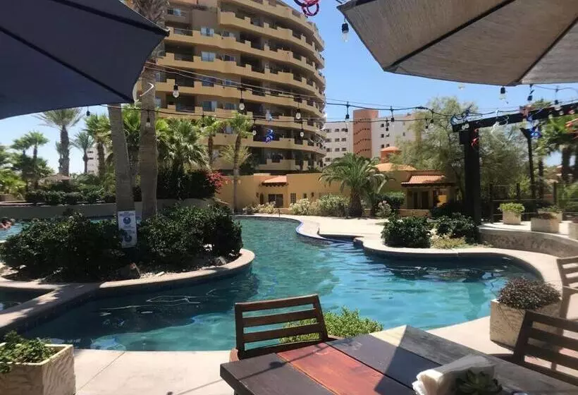 Bella Sirena Resort