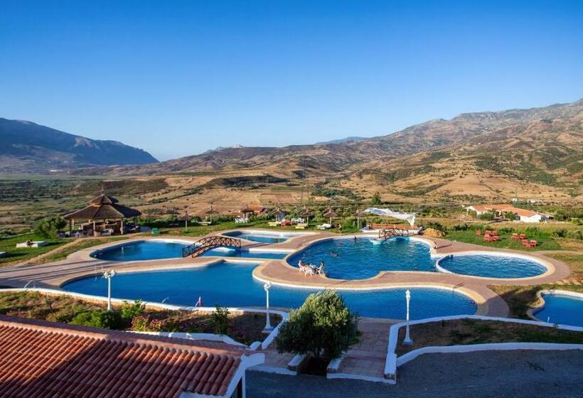 استراحتگاه El Cortijo & Spa