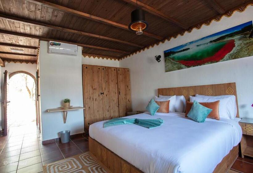 استراحتگاه El Cortijo & Spa