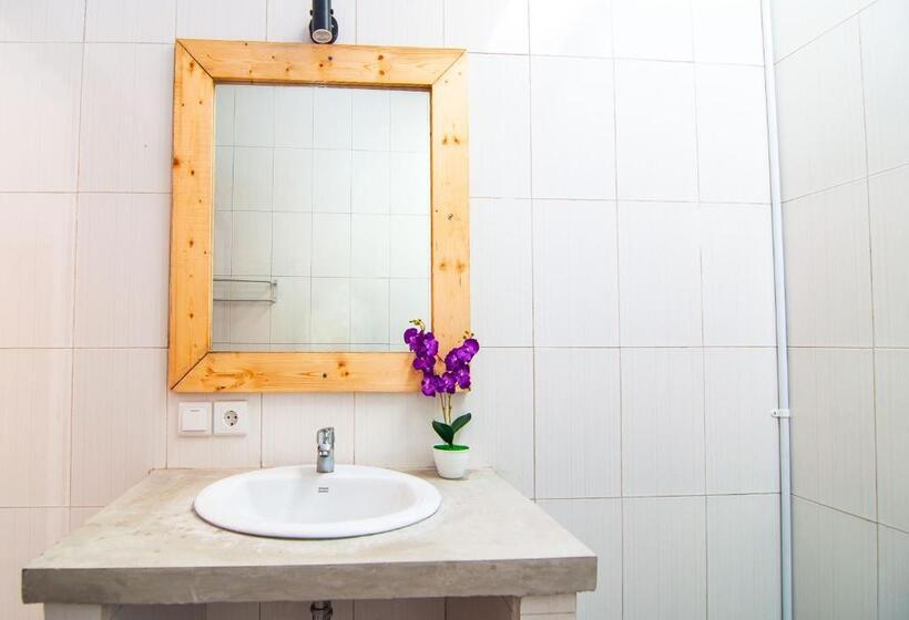 פנסיון Bali Manik Guest House Canggu