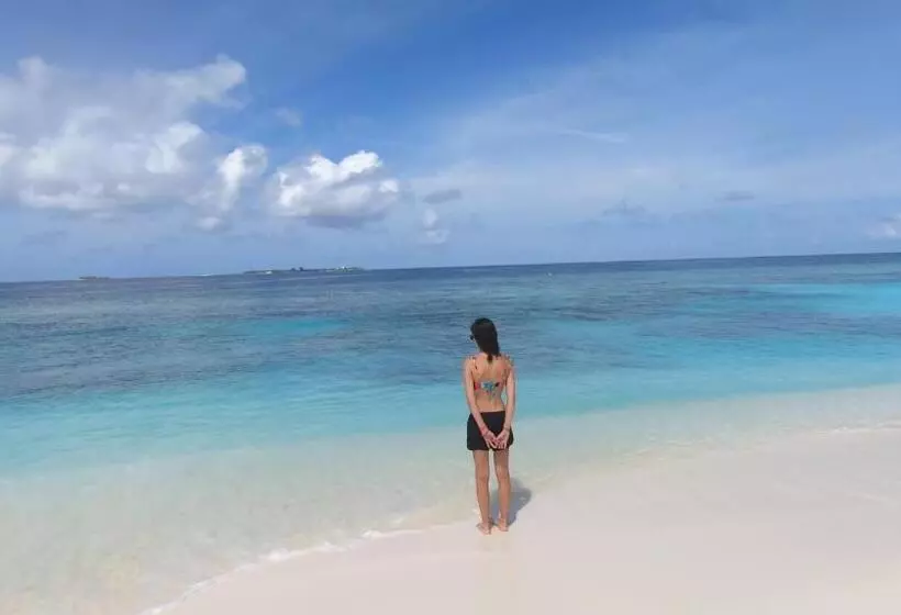 پانسیون Dhangethi Inn