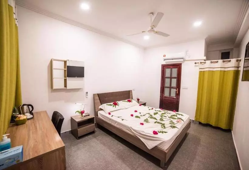 پانسیون Dhangethi Inn