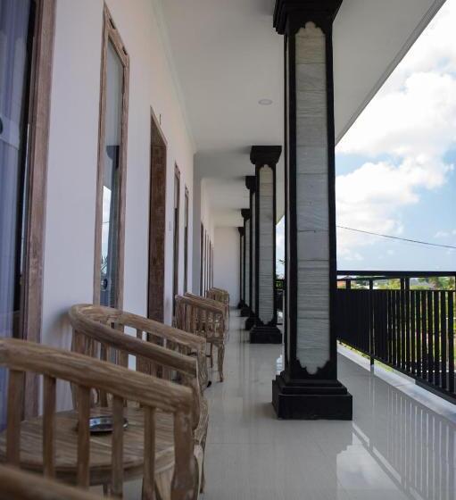 פנסיון Eva Guest House