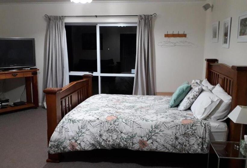 פנסיון Kaimai Sunset Bed & Breakfast