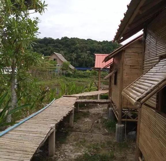 پانسیون Lanta Dareen Garden Home