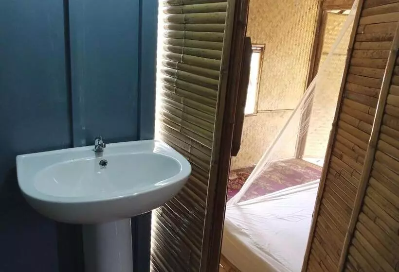 پانسیون Lanta Dareen Garden Home