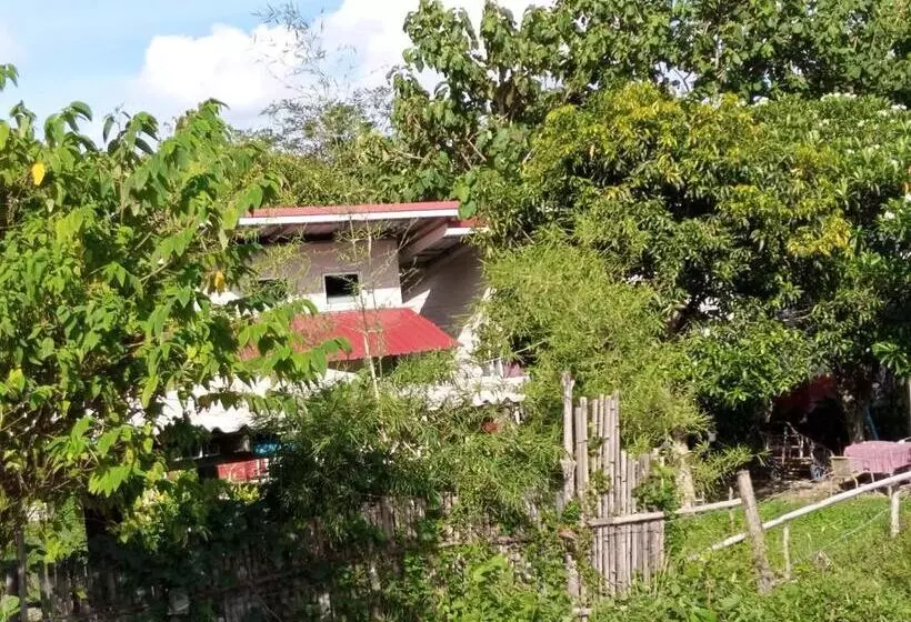 پانسیون Lanta Dareen Garden Home