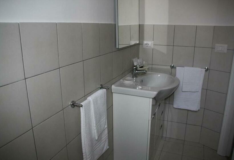 بنسيون Villa Maria