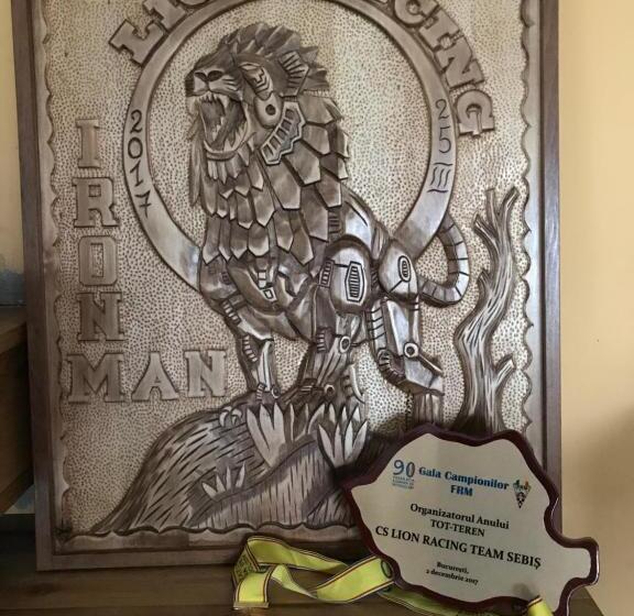 Pensiunea Raiul Munților