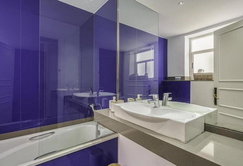 Sibsbcn Paseodegracia Luxury Exclusive Gaudi