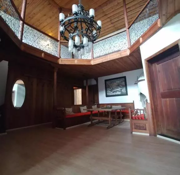 ユースホステル Architects House