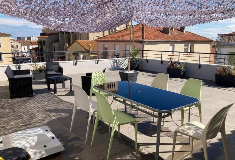 Appartement En Centre Ville Avec Roof Top