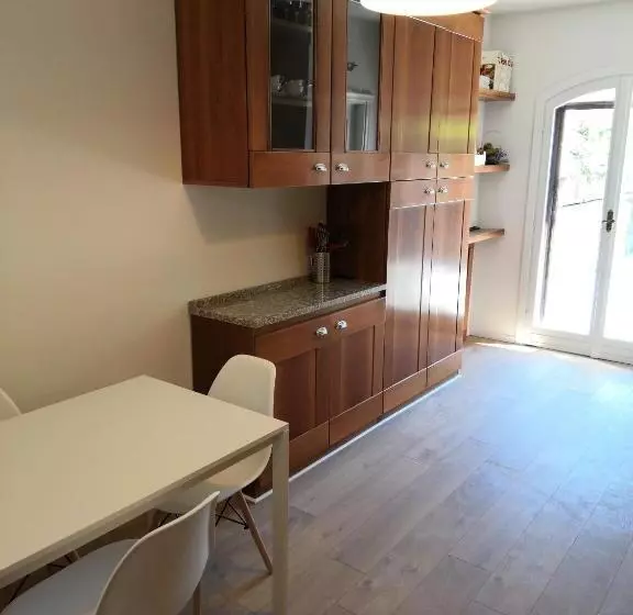 تختخواب و صبحانه Casa Mari