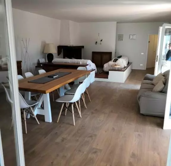 تختخواب و صبحانه Casa Mari