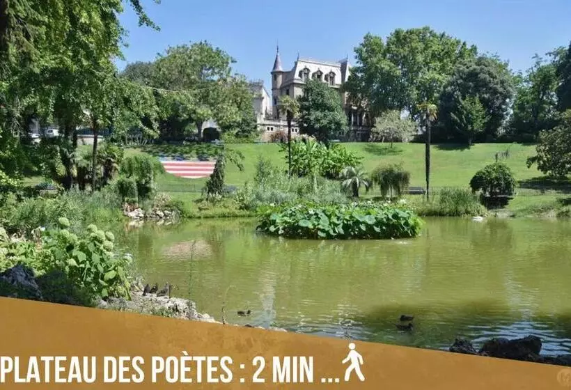 Centre Historique  Free Parking Wifi Netflix Zen&cosy Sleepntripbeziers