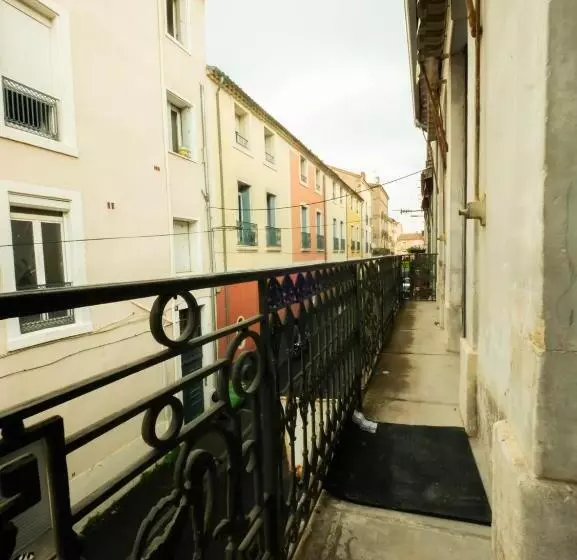 Centre Historique  Free Parking Wifi Netflix Zen&cosy Sleepntripbeziers