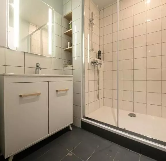 Centre Historique  Free Parking Wifi Netflix Zen&cosy Sleepntripbeziers