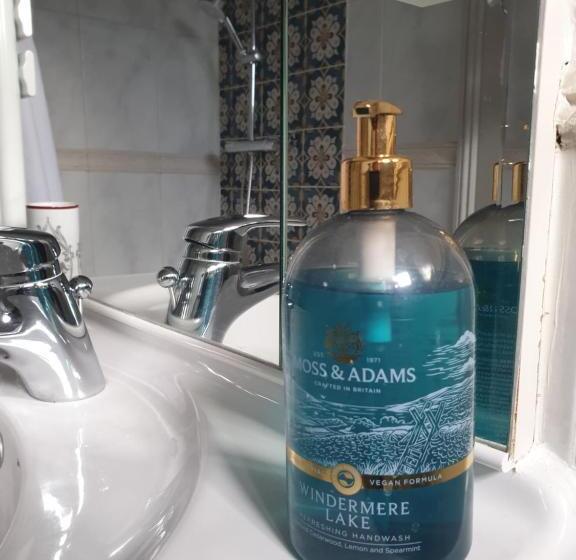 Harry S Bed And Breakfast