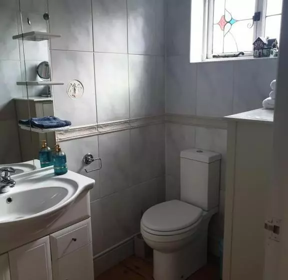 Harry S Bed And Breakfast