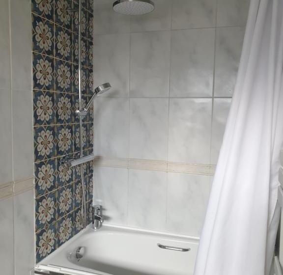 Harry S Bed And Breakfast