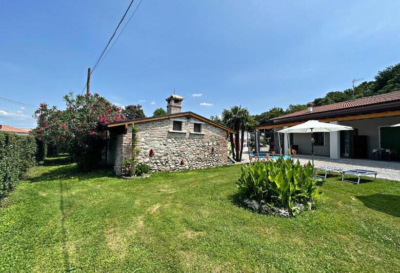 בית מלון כפרי Agriturismo Scannaporco