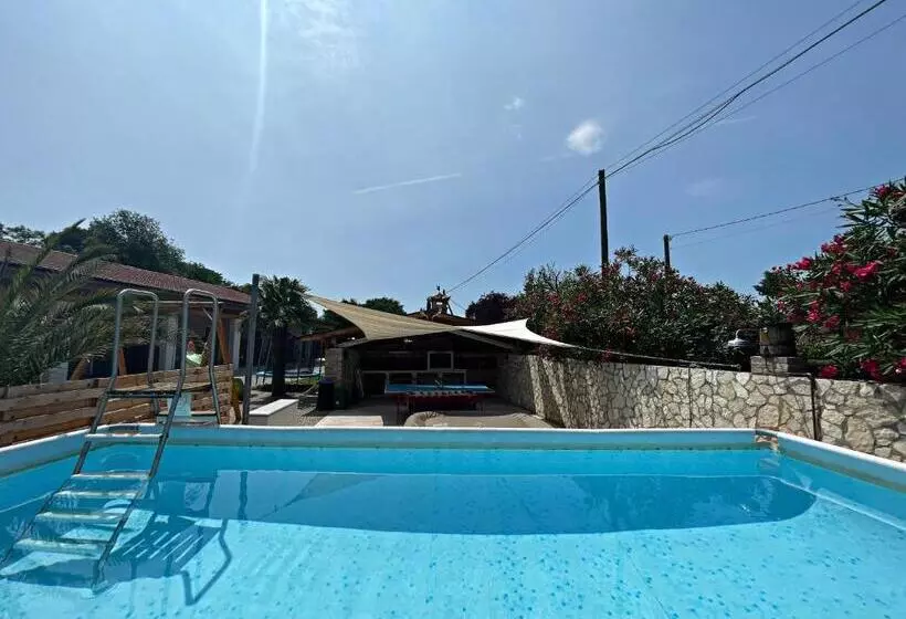 ホテル Agriturismo Scannaporco