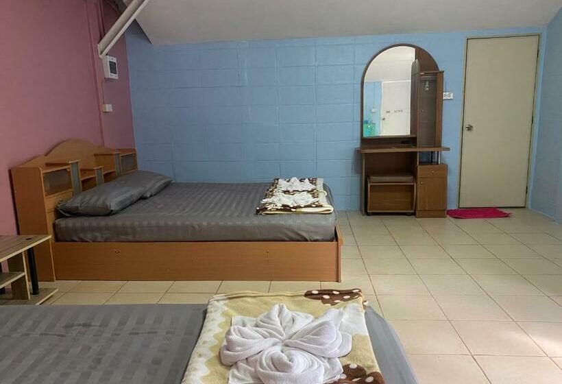 ホテル ทับศิลารีสอร์ท Tubsila Resort