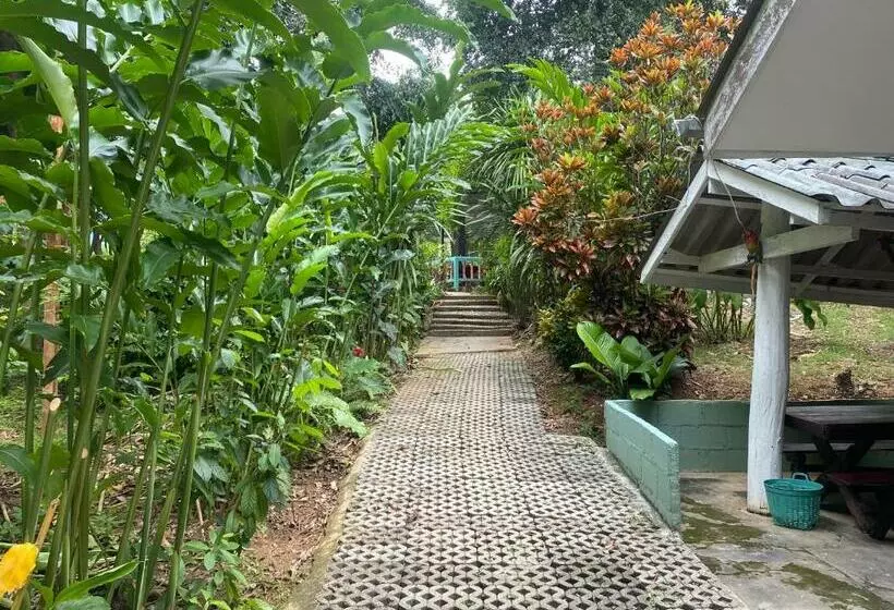 Hotelli ทับศิลารีสอร์ท Tubsila Resort