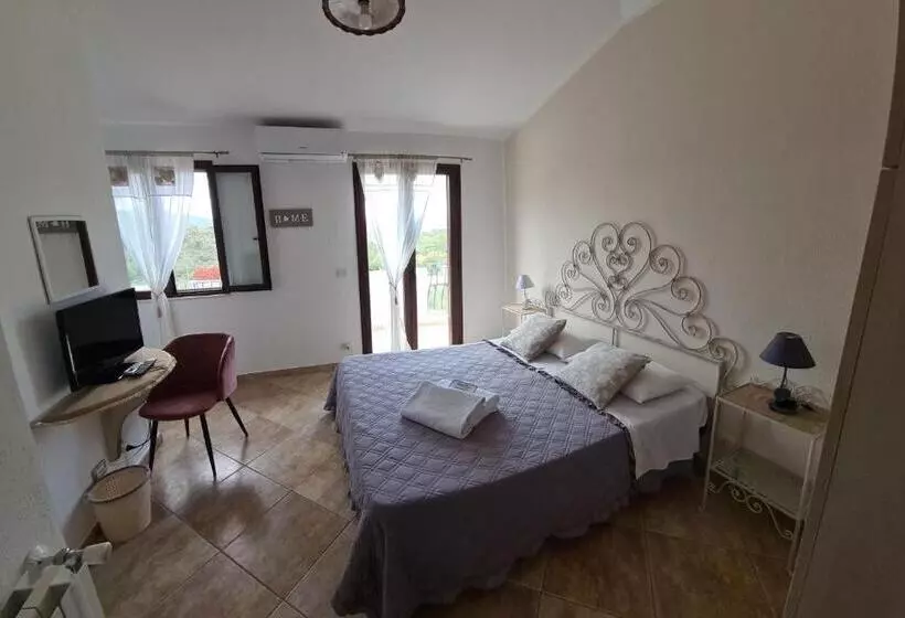 پانسیون B&b Tiscali
