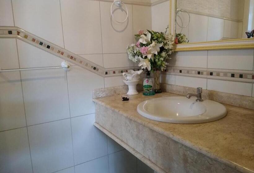 پانسیون Casa Da Oma