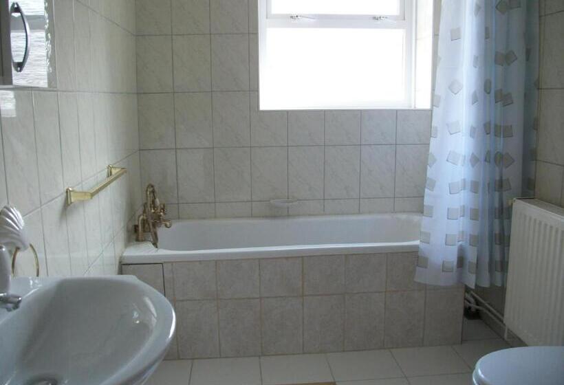 פנסיון Füge Vendégház