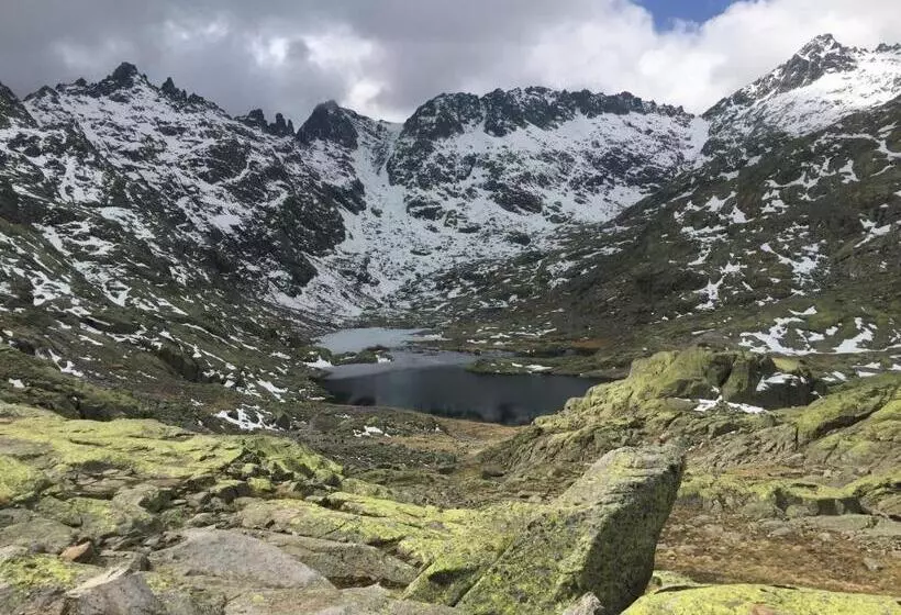 Majatalo Hostal Sierra De Gredos
