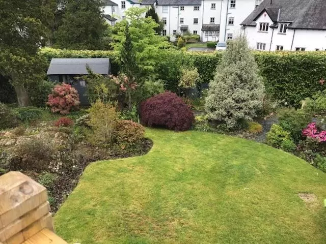 ペンション The Garden Room