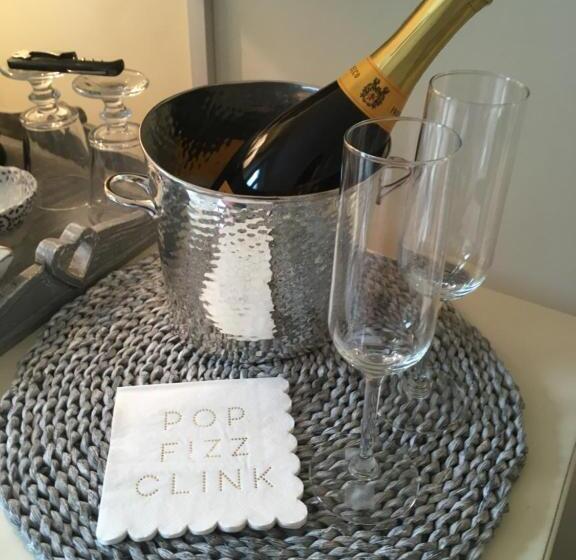 פנסיון The Garden Room