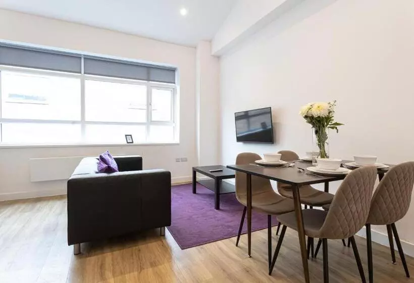Pillo Rooms Serviced Apartments   Manchester Arena
