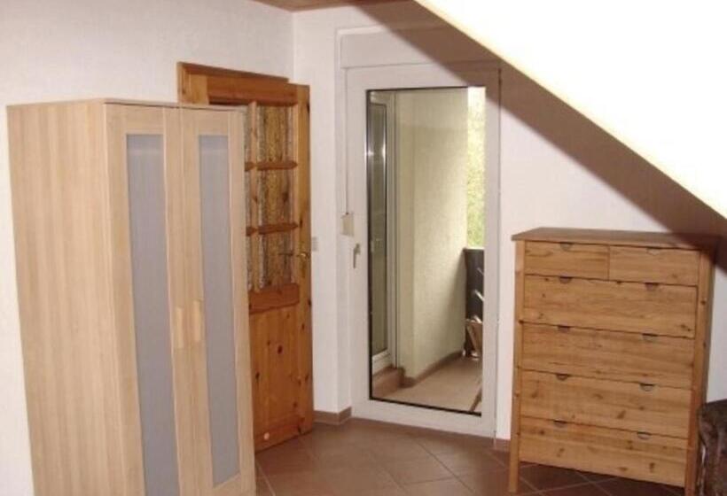 Separate Größere Fewo Im Dg