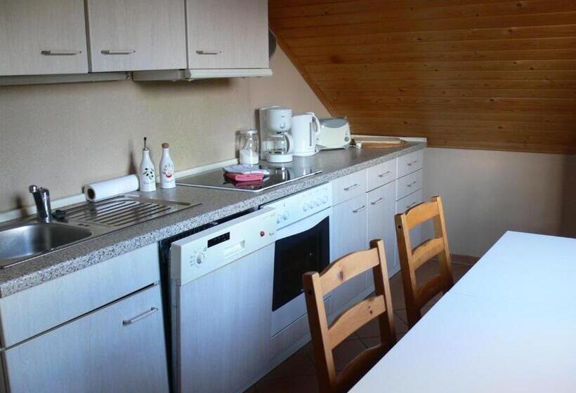 Separate Größere Fewo Im Dg