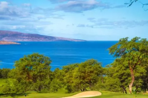 9b Ekahi Village Studio Bath, Garden View   1 Minute Stroll To Beach!