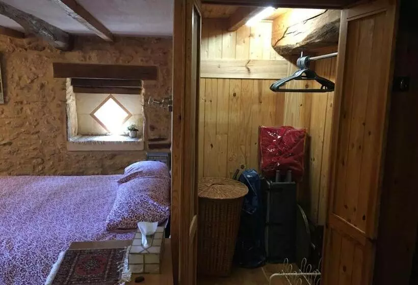 Aamiaismajoitus (B&B) Chambres D Hotes Les Coustilles