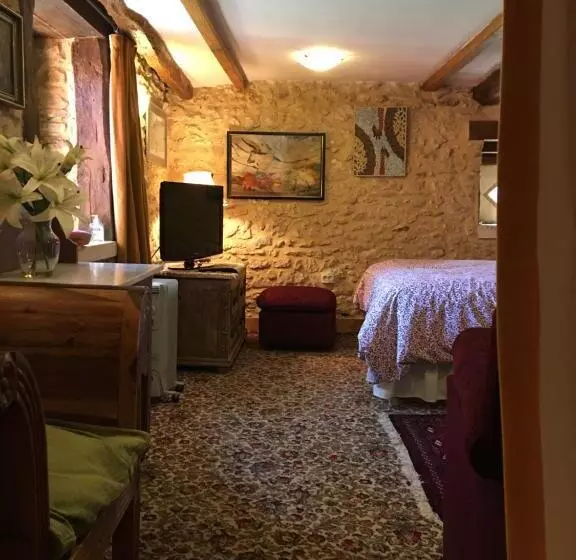 Aamiaismajoitus (B&B) Chambres D Hotes Les Coustilles