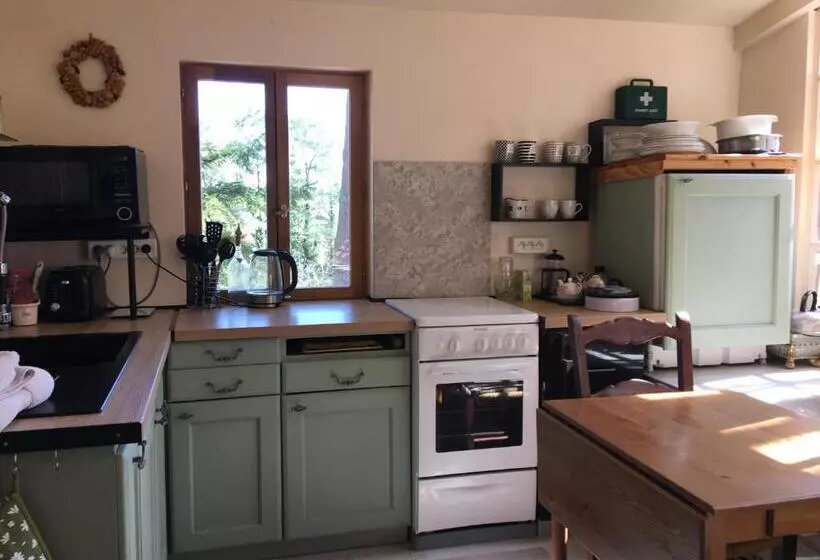 Aamiaismajoitus (B&B) Chambres D Hotes Les Coustilles