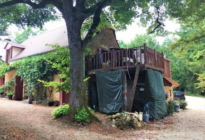 Aamiaismajoitus (B&B) Chambres D Hotes Les Coustilles