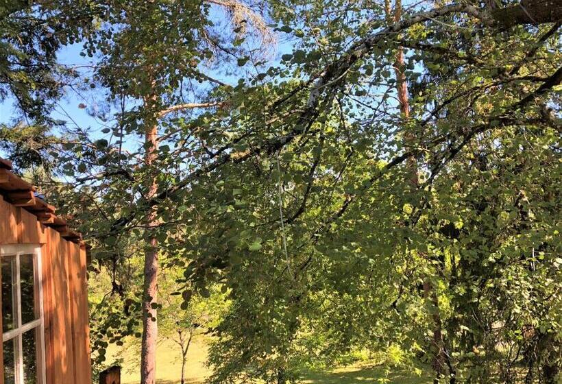 ベッドアンドブレックファースト Chambres D Hotes Les Coustilles