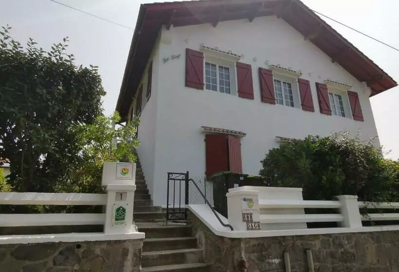Aamiaismajoitus (B&B) Chambres D Hôtes Hor Dago Près De La Gare D Hendaye Avec Le Petit Déjeuner
