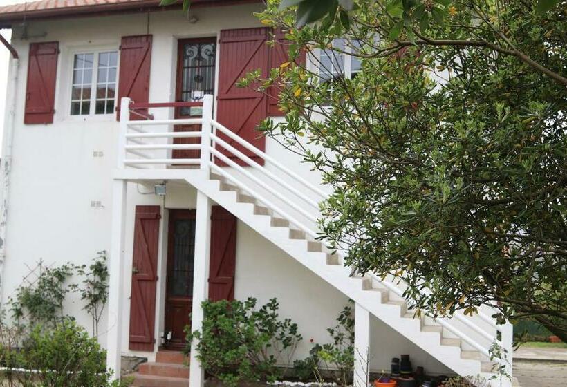 تختخواب و صبحانه Chambres D Hôtes Hor Dago Près De La Gare D Hendaye Avec Le Petit Déjeuner