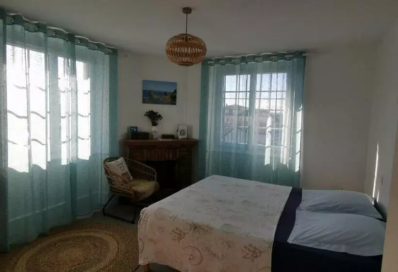 Aamiaismajoitus (B&B) Chambres D Hôtes Hor Dago Près De La Gare D Hendaye Avec Le Petit Déjeuner