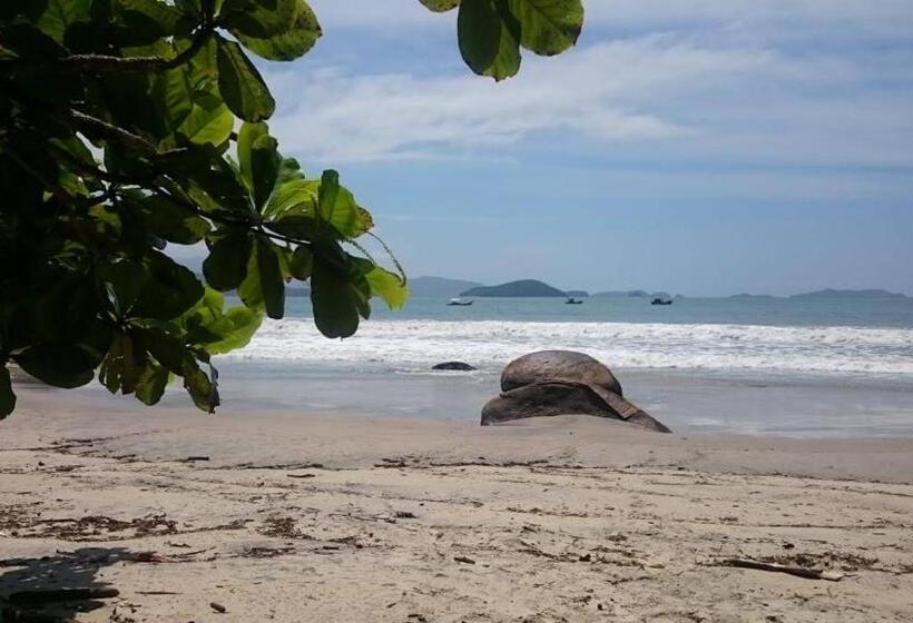 Bed and Breakfast Manacá Suítes Prumirim