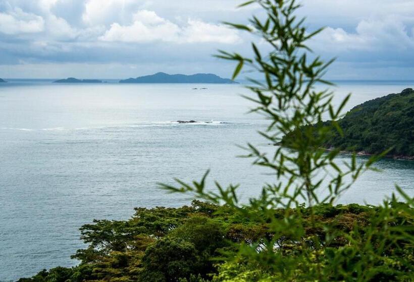 Bed and Breakfast Manacá Suítes Prumirim