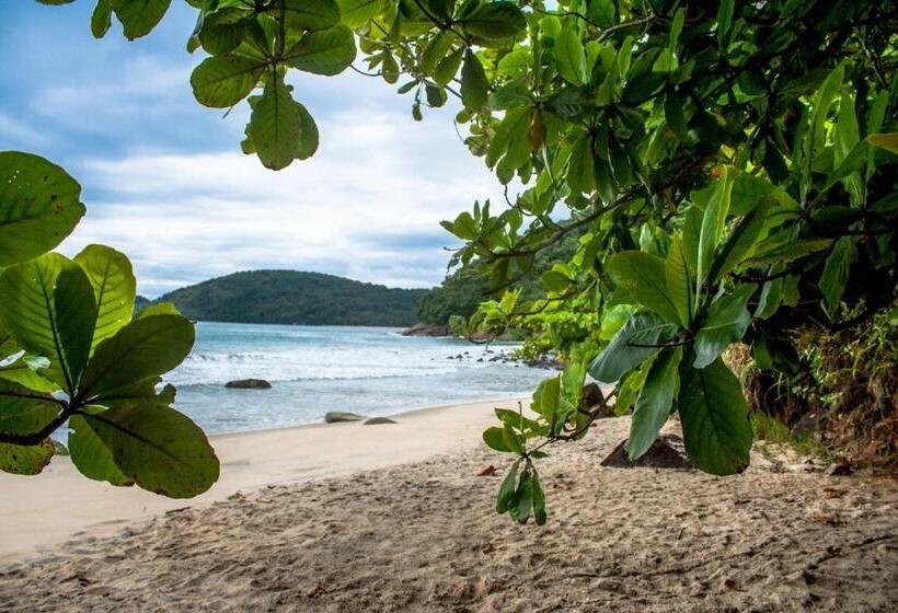 Bed and Breakfast Manacá Suítes Prumirim