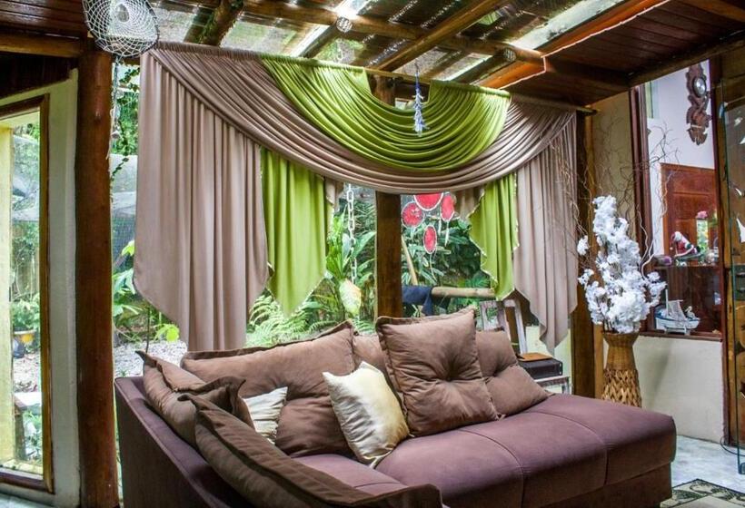 Bed and Breakfast Manacá Suítes Prumirim